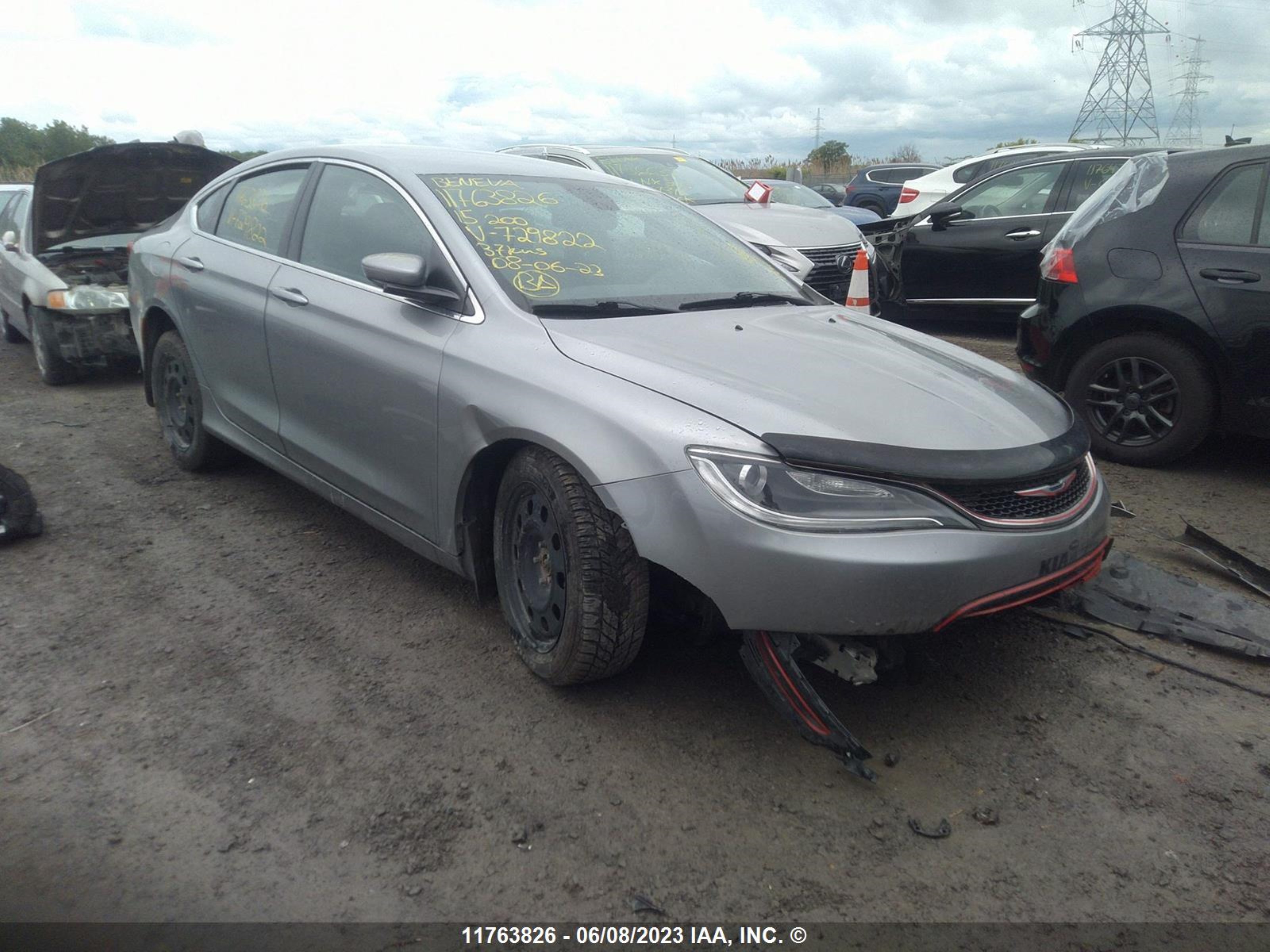 chrysler 200 2015 1c3cccfb5fn729822