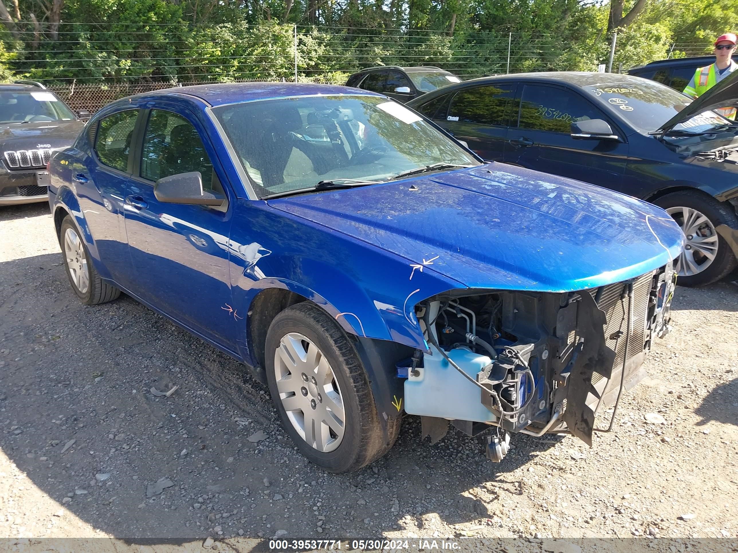 dodge avenger 2013 1c3cdzab0dn683241