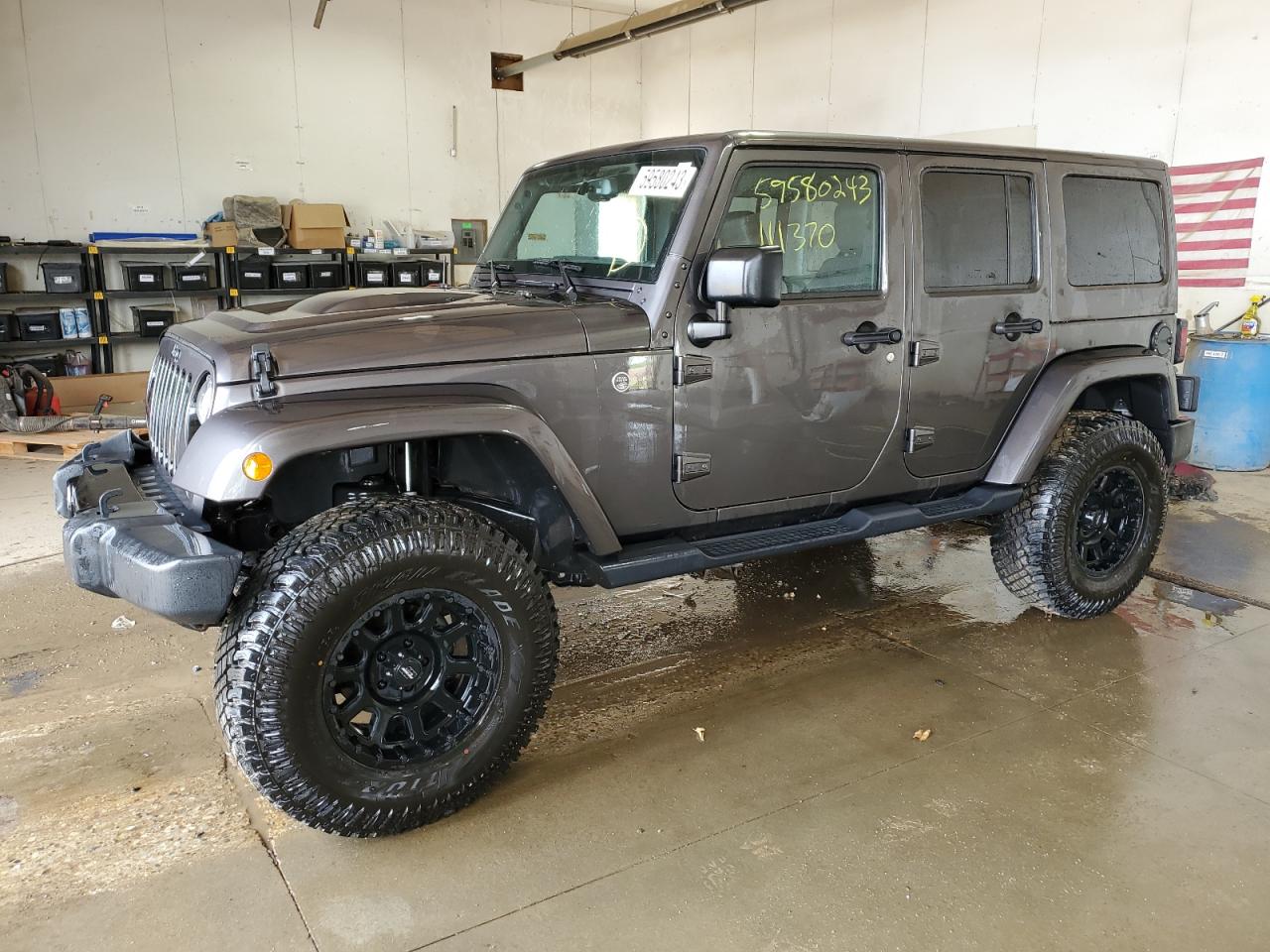 jeep wrangler 2017 1c4bjweg1hl692066