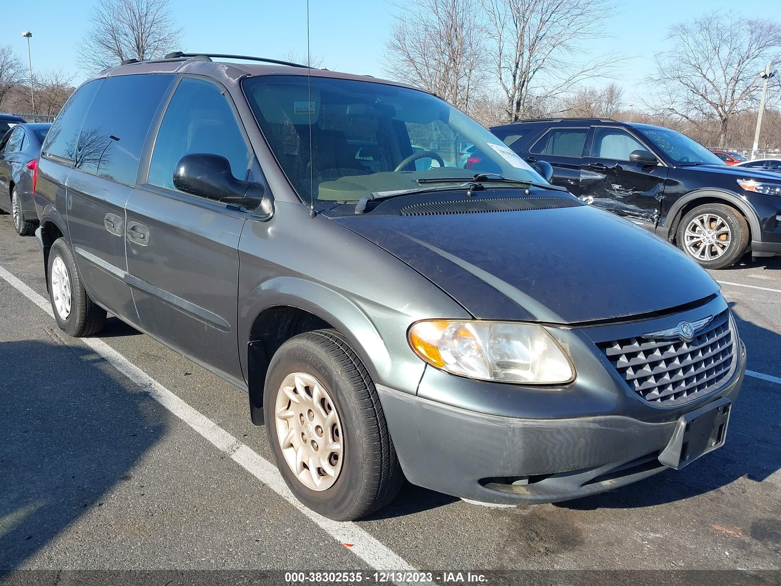 chrysler voyager 2002 1c4gj25302b701851