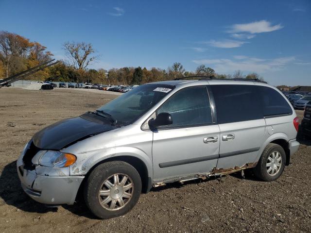 chrysler town & cou 2005 1c4gp45r15b371222