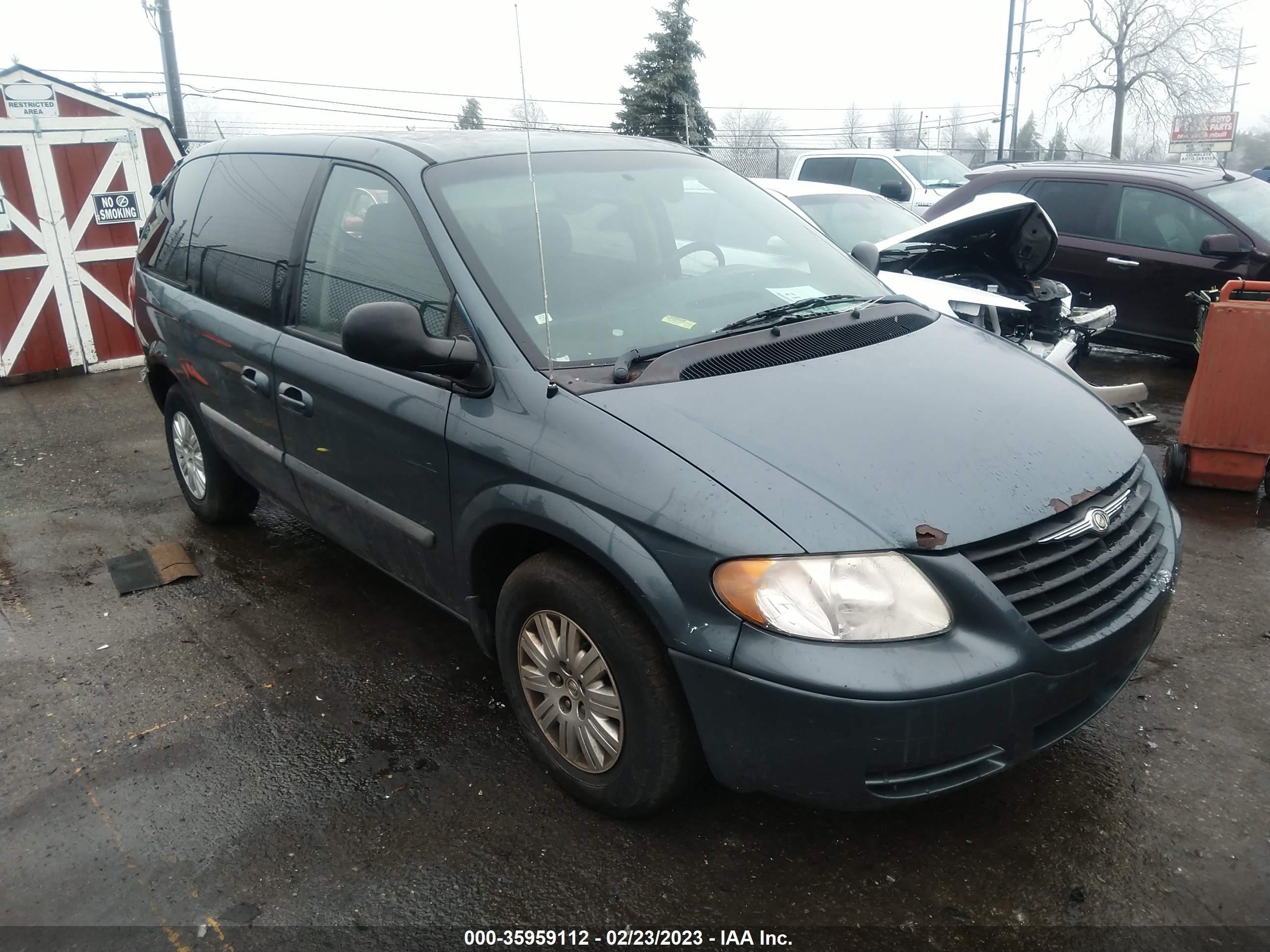 chrysler town & country 2005 1c4gp45r65b339348