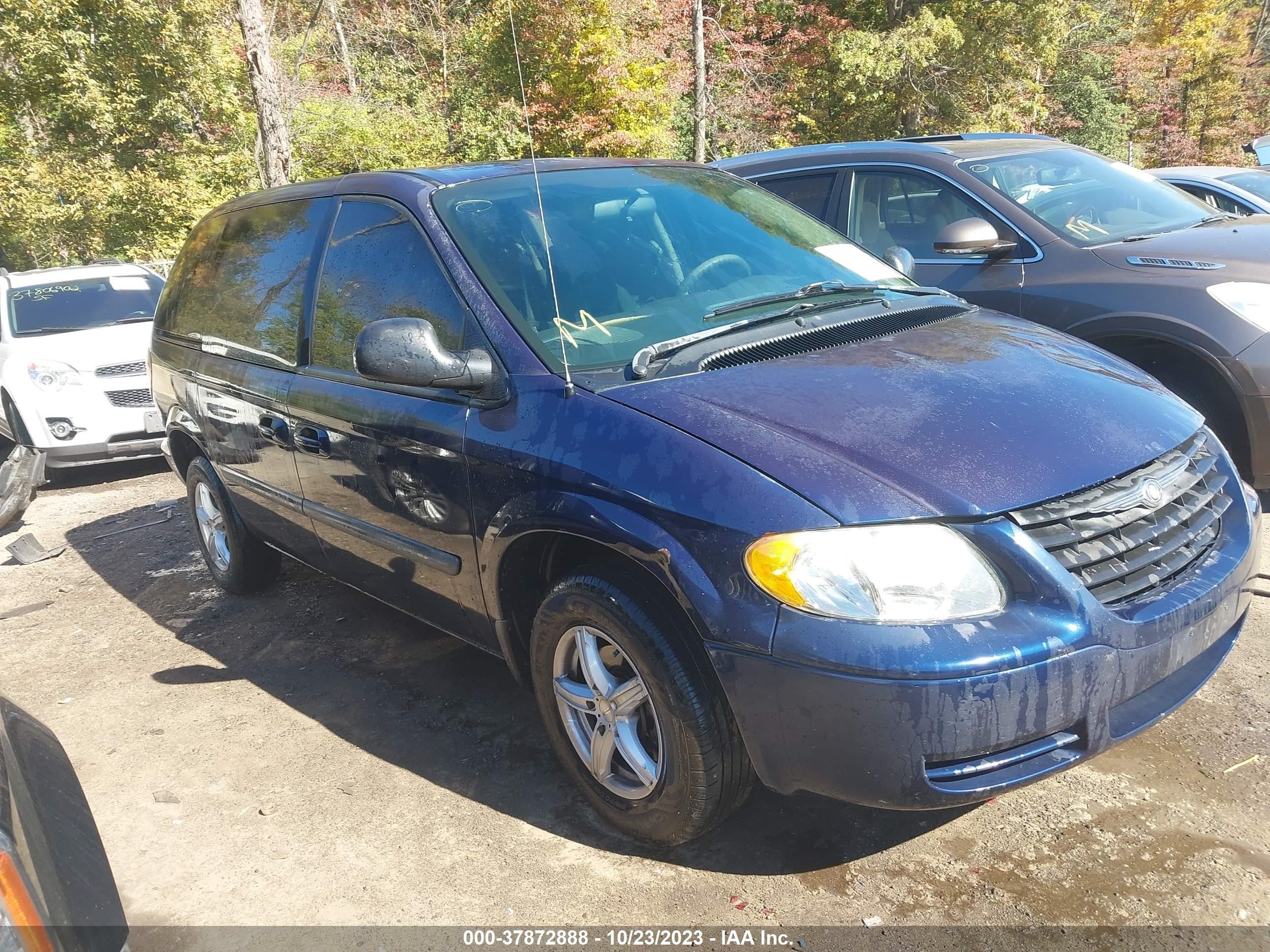 chrysler town & country 2005 1c4gp45r75b282352