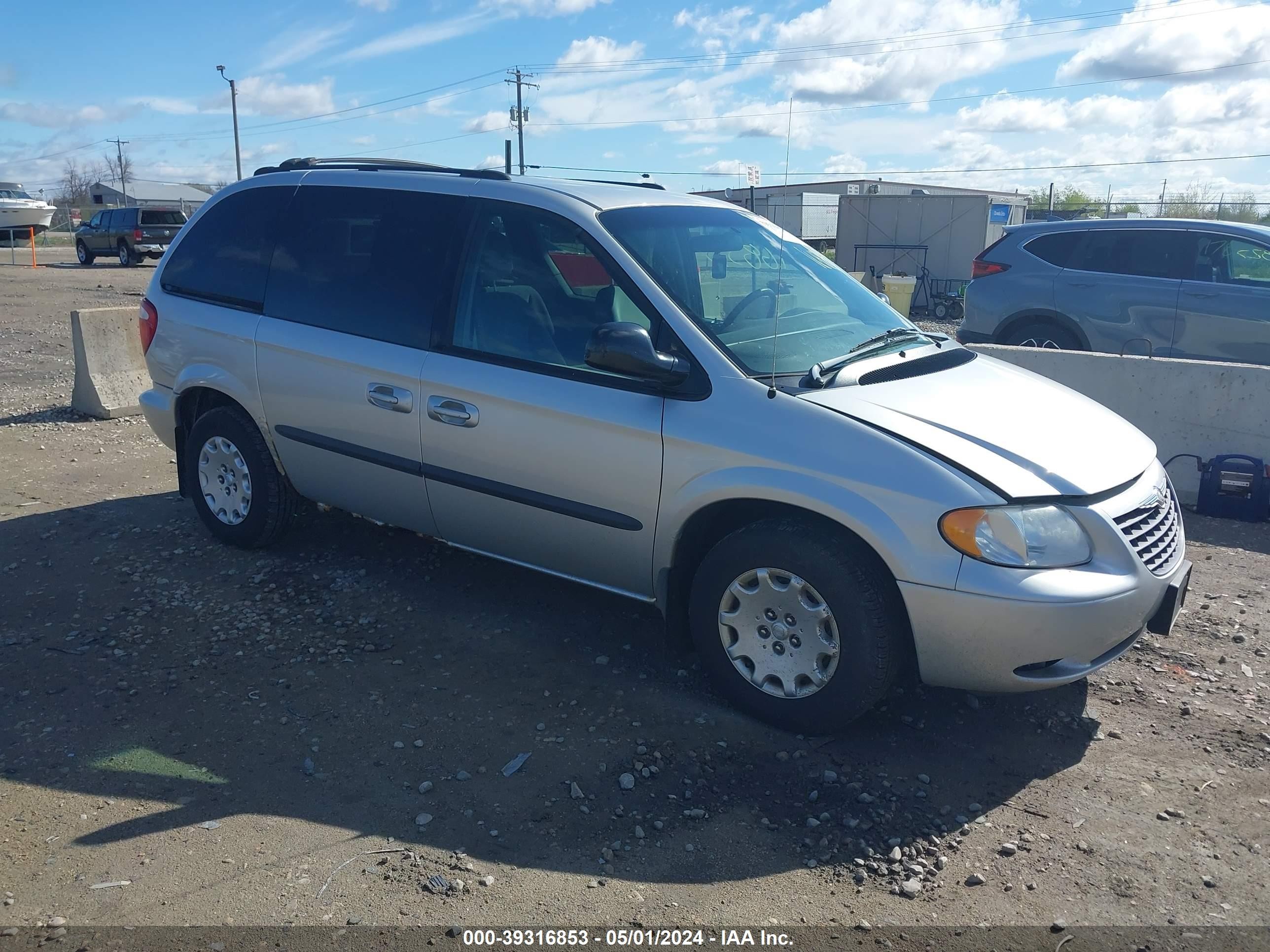 chrysler town & country 2004 1c4gp45r94b567097