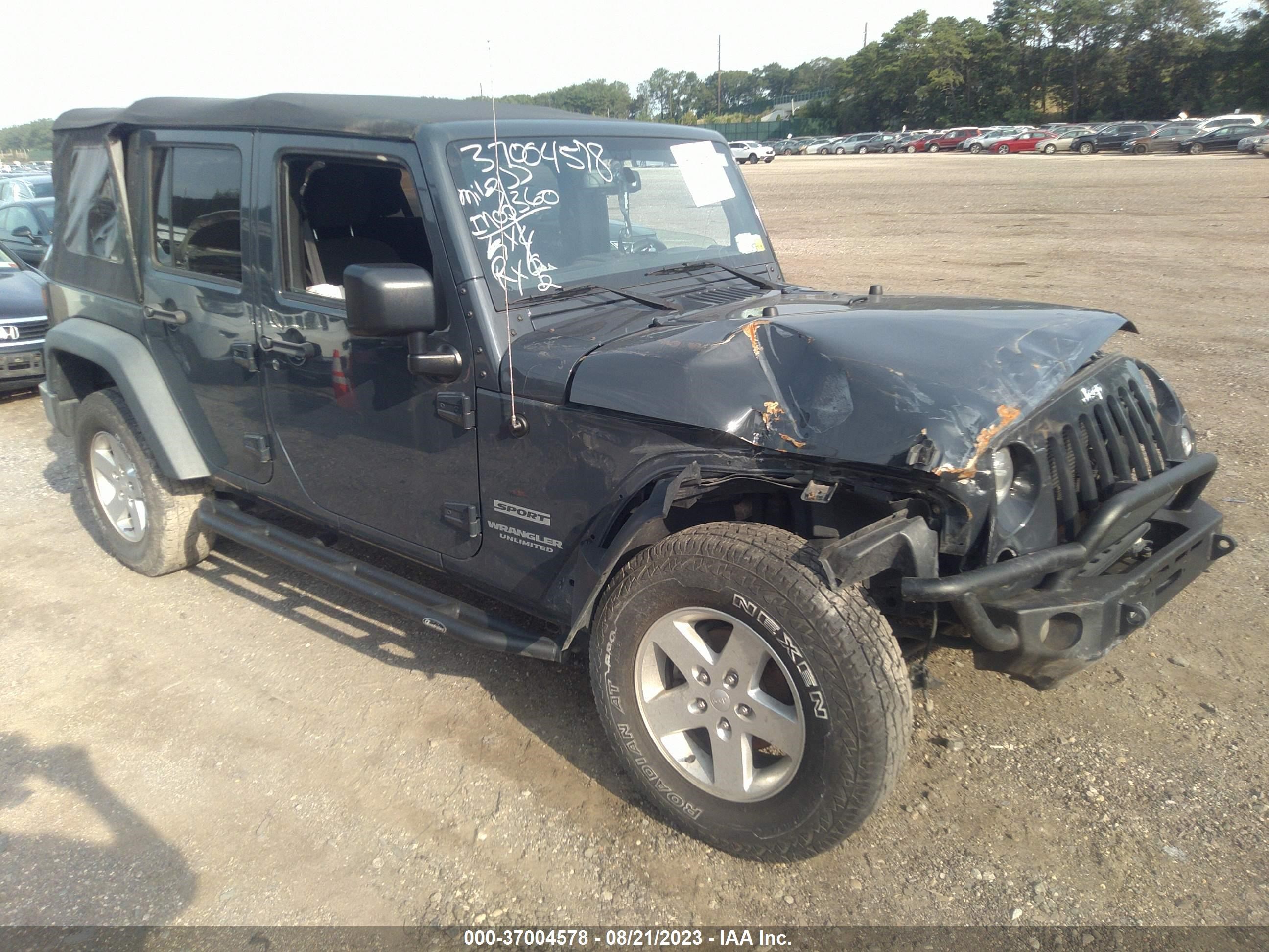 jeep wrangler 2017 1c4hjwdg3hl500318