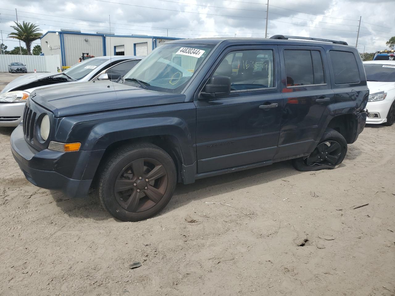 jeep liberty (patriot) 2014 1c4njpba6ed679628