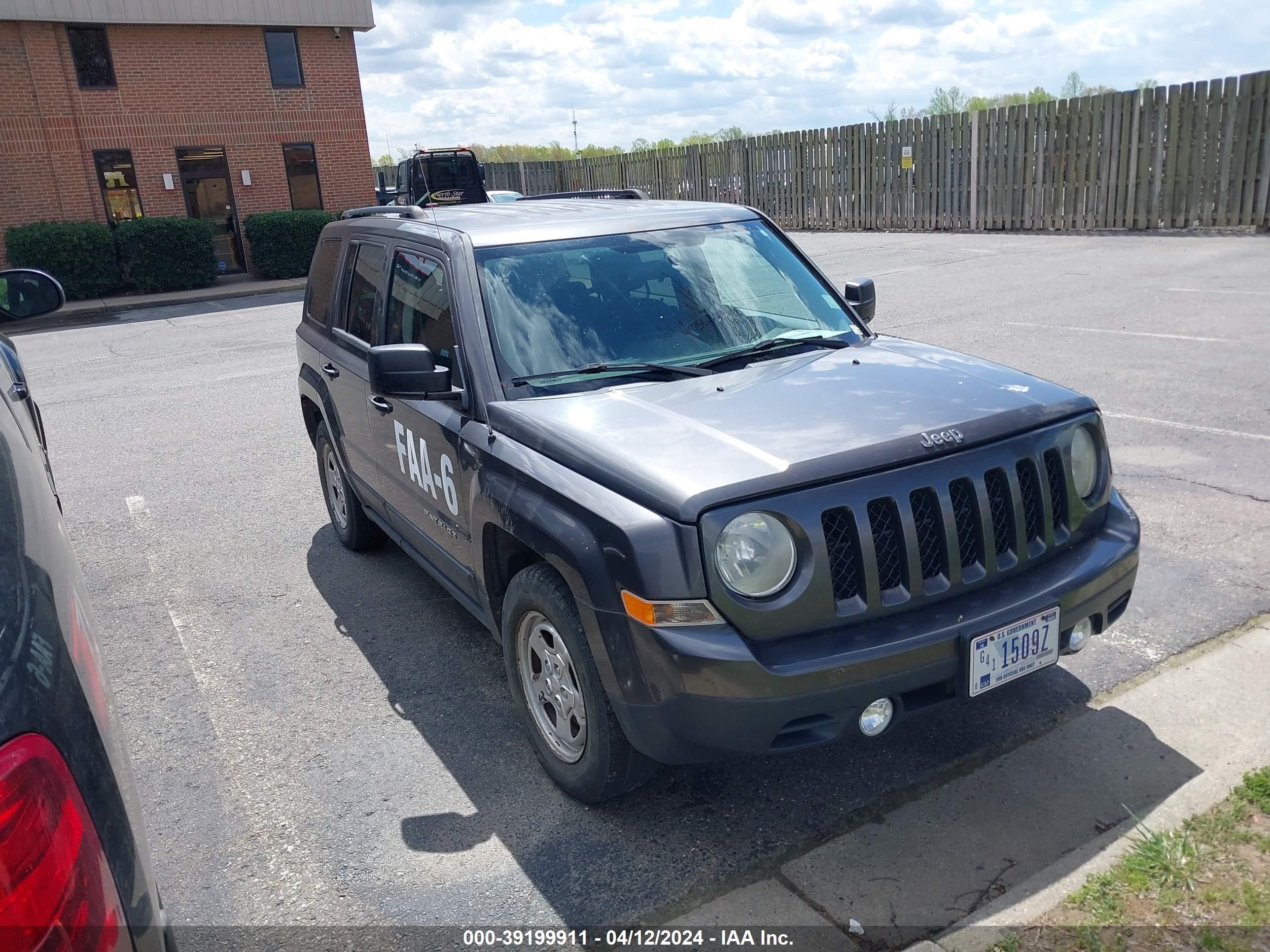 jeep liberty (patriot) 2014 1c4njpbaxed925547