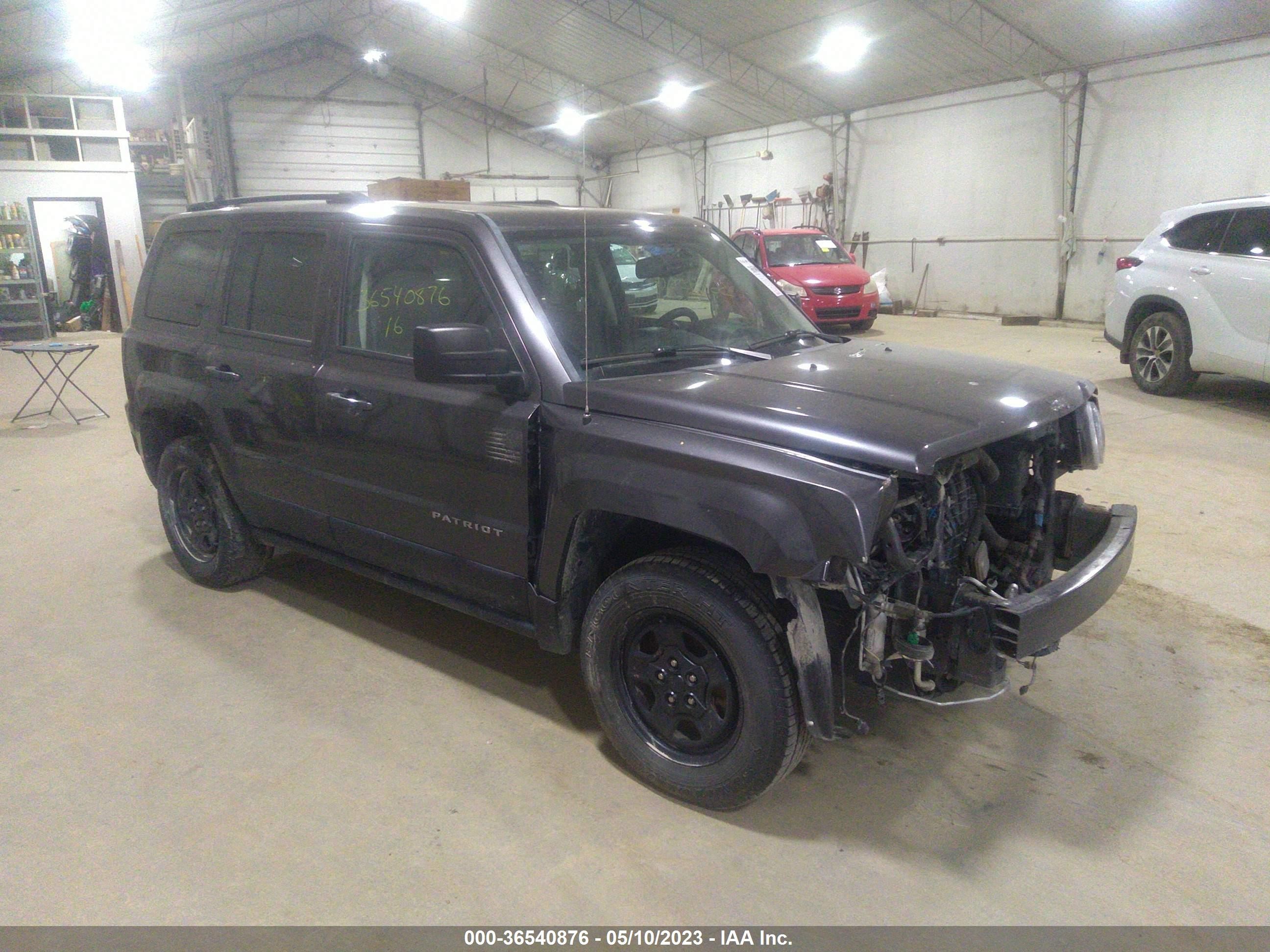 jeep liberty (patriot) 2016 1c4njrbb3gd596066