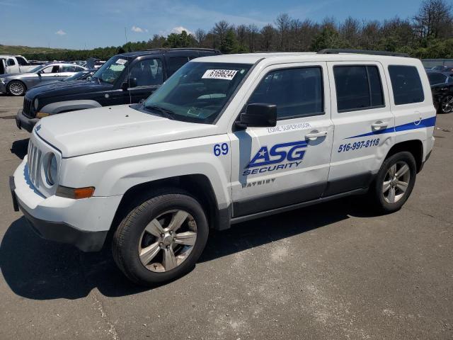 jeep patriot 2016 1c4njrfb3gd586857