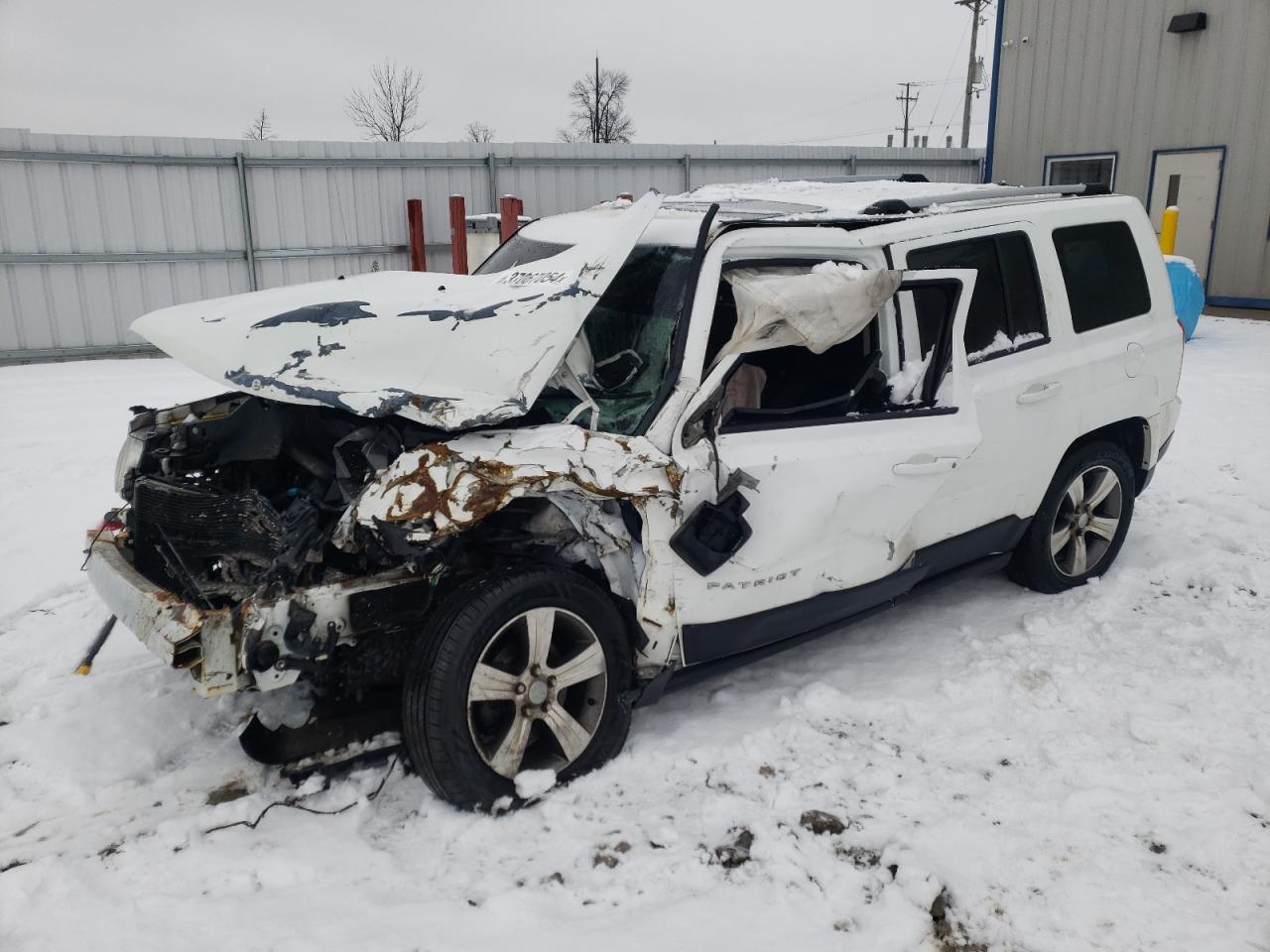 jeep liberty (patriot) 2017 1c4njrfb8hd177335