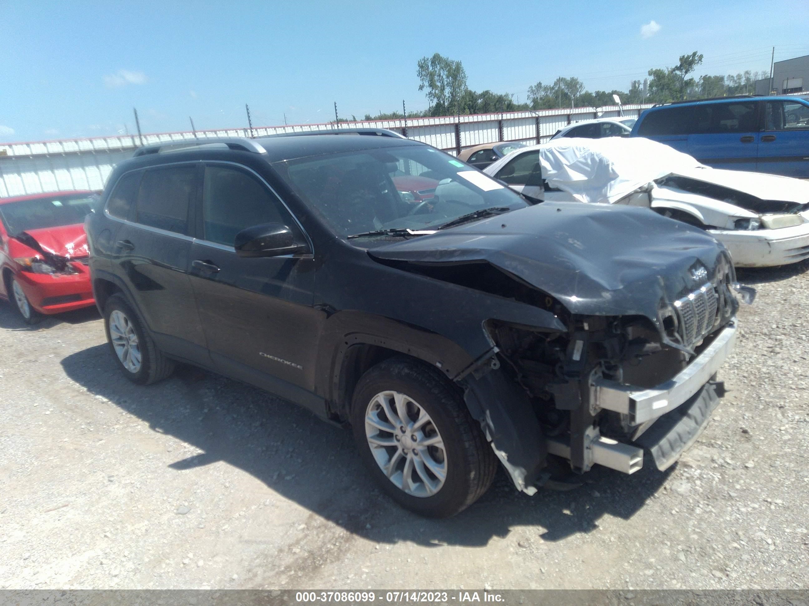 jeep cherokee l 2019 1c4pjlcb7kd411689