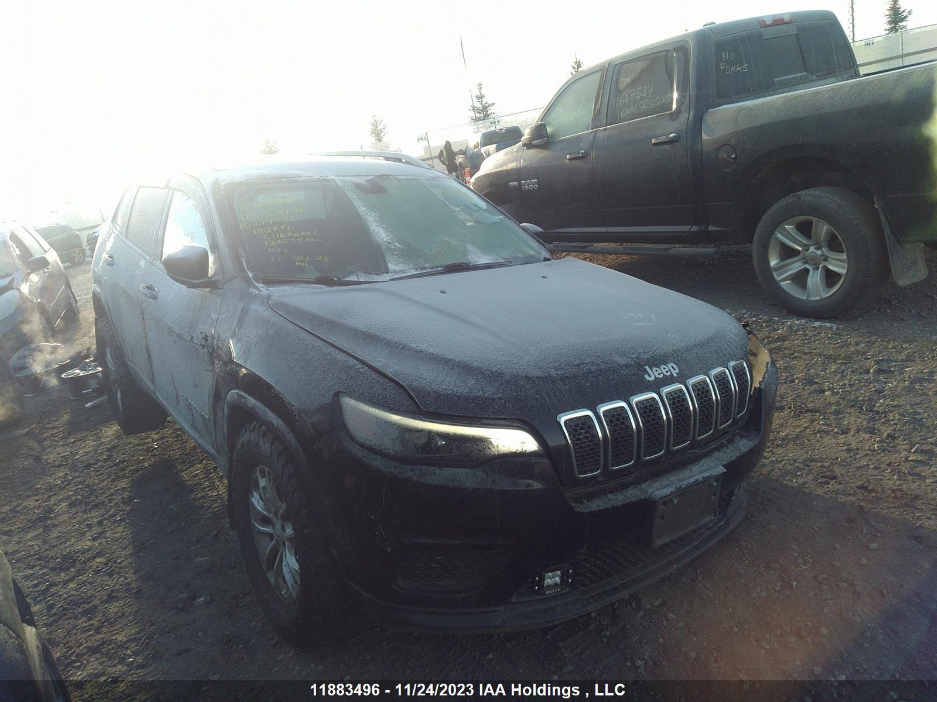 jeep cherokee 2019 1c4pjmaxxkd224726