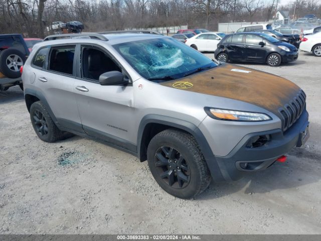 jeep cherokee 2018 1c4pjmbb5jd569096