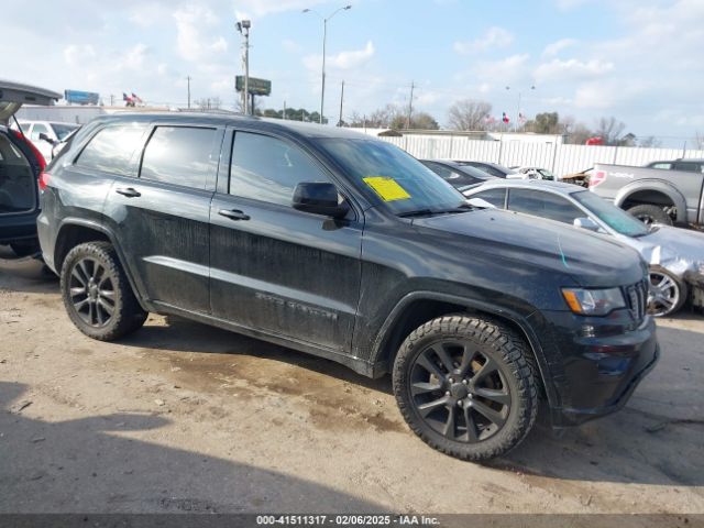 jeep grand cherokee 2017 1c4rjeag0hc880673