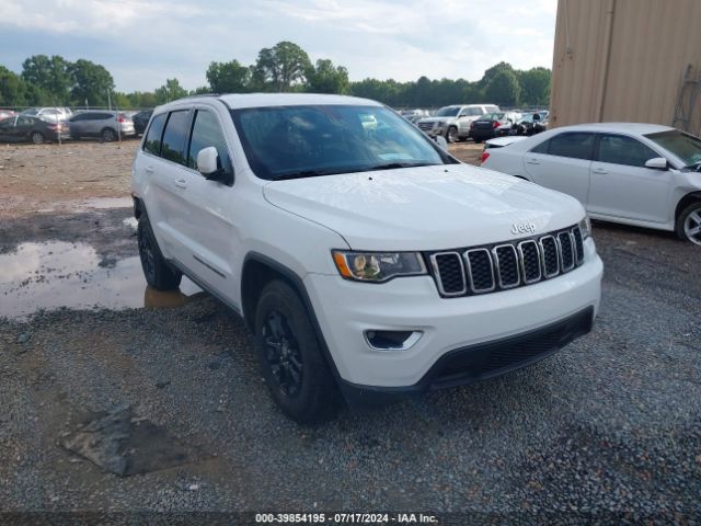 jeep grand cherokee 2018 1c4rjeag0jc300683