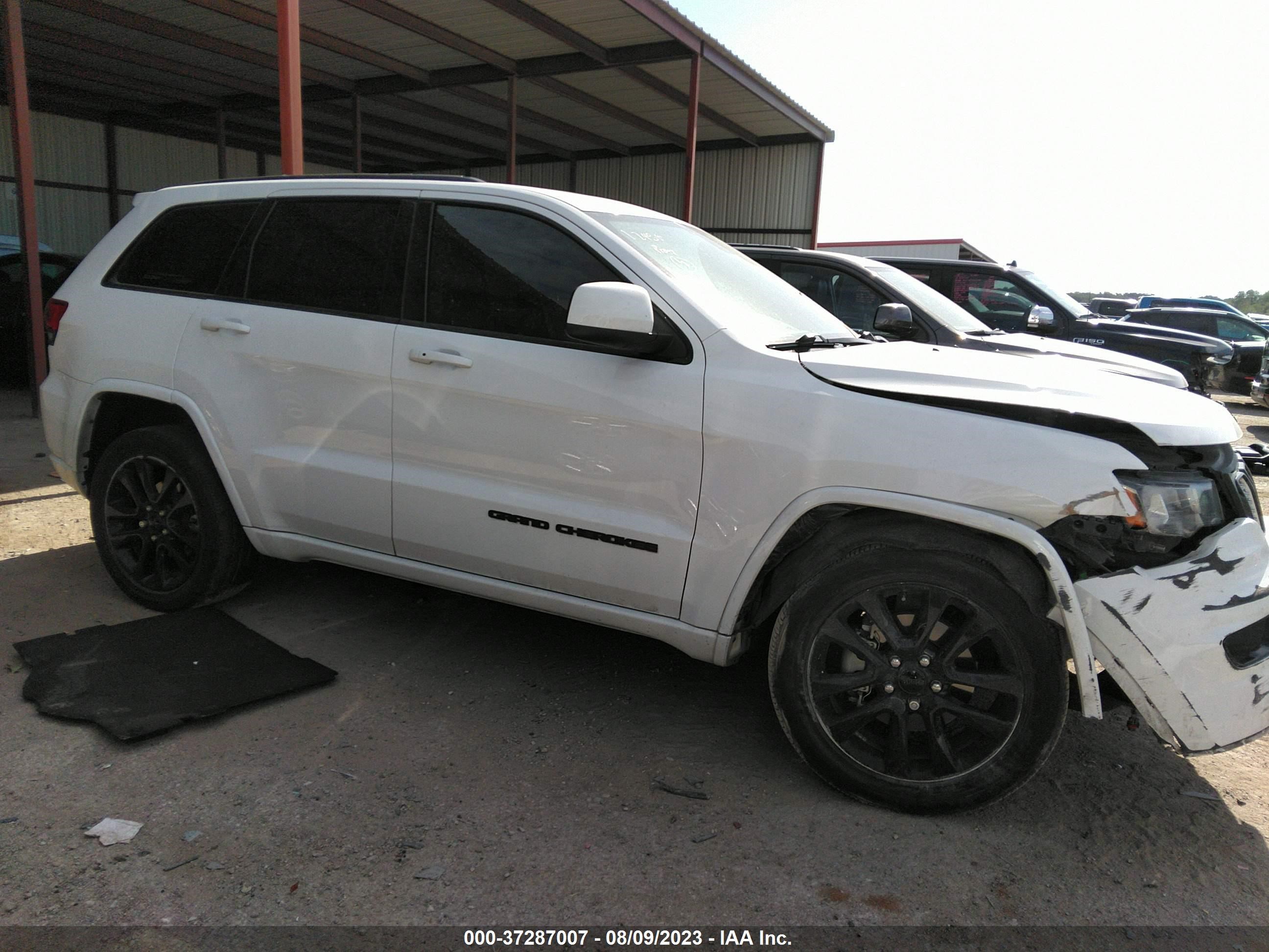 jeep grand cherokee 2019 1c4rjeag0kc844280