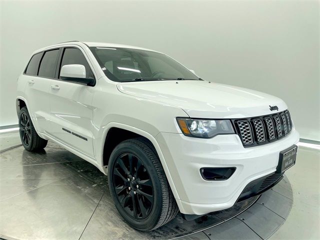 jeep grand cherokee 2018 1c4rjeag3jc125815