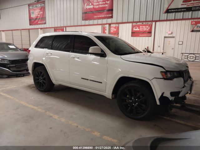 jeep grand cherokee 2018 1c4rjeag7jc208888