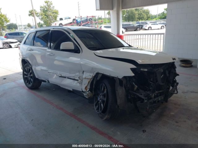 jeep grand cherokee 2018 1c4rjeag8jc402426