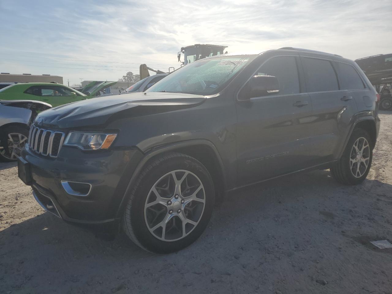 jeep grand cherokee 2018 1c4rjebg1jc281334