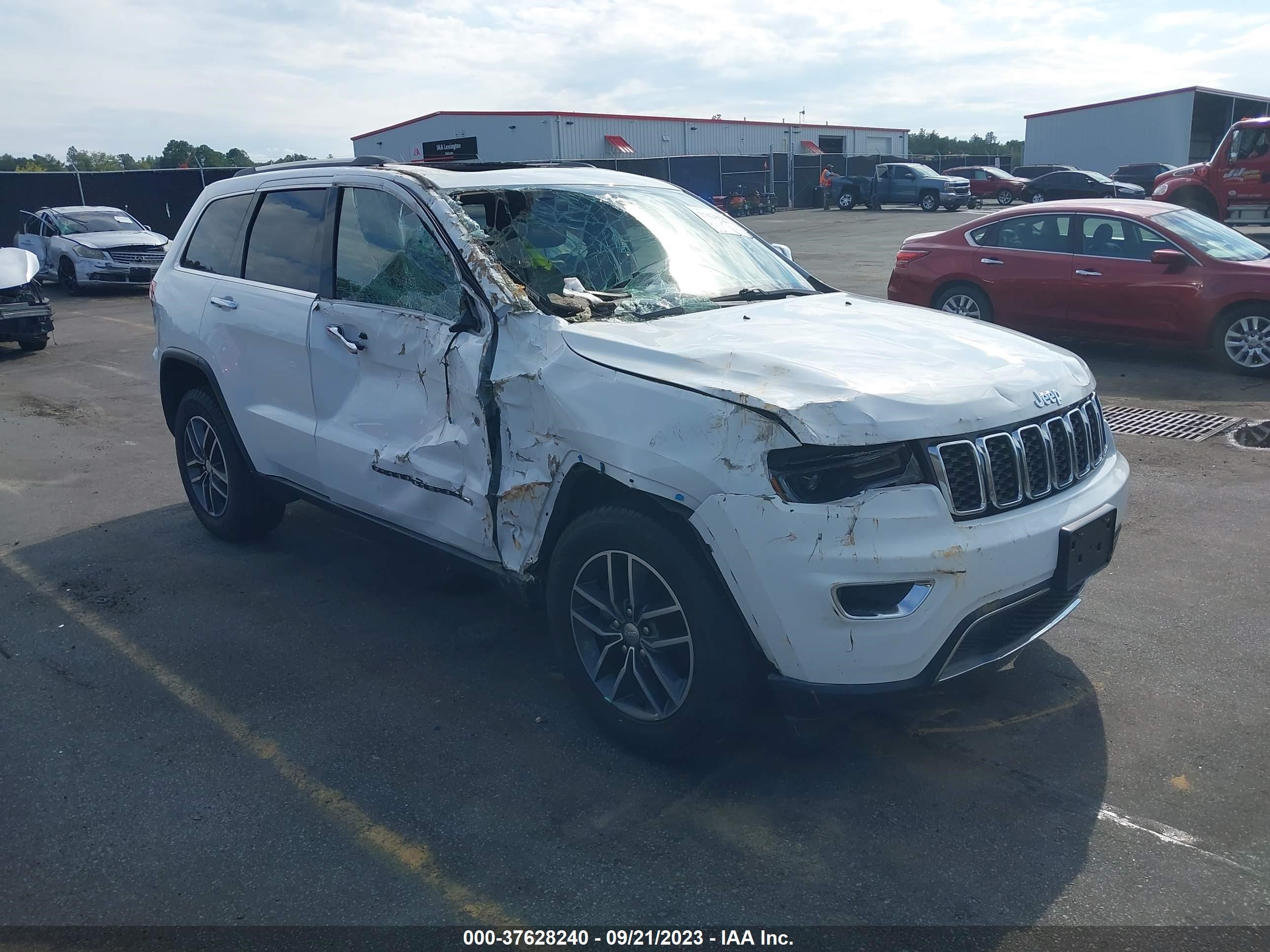 jeep grand cherokee 2017 1c4rjebg9hc949990