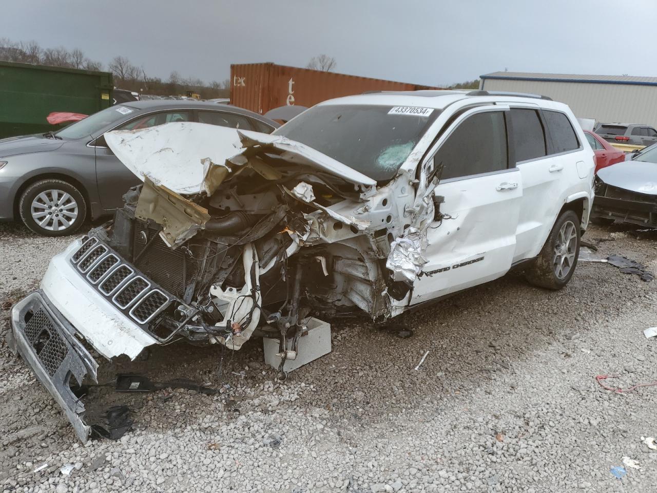 jeep grand cherokee 2018 1c4rjebgxjc228342