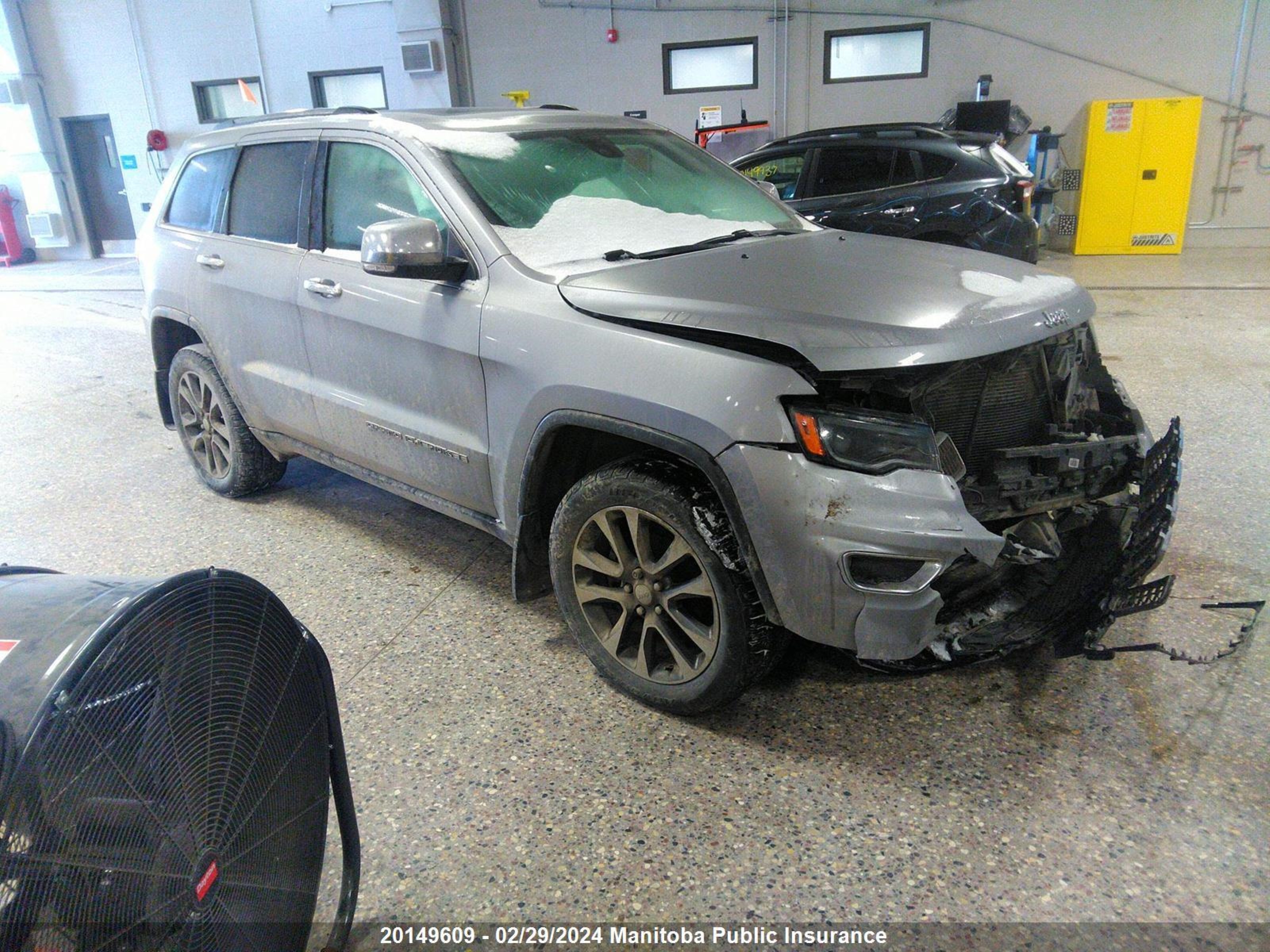 jeep grand cherokee 2018 1c4rjfbg0jc417362