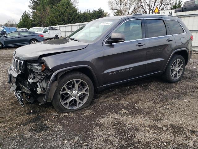 jeep grand cher 2018 1c4rjfbg3jc121381