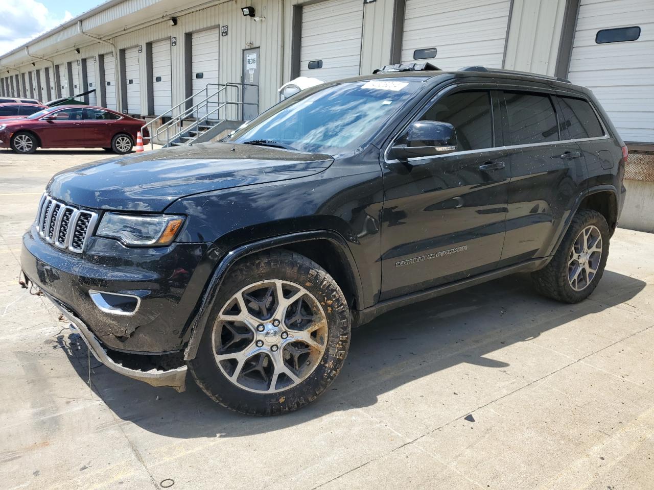 jeep grand cherokee 2018 1c4rjfbt5jc139412