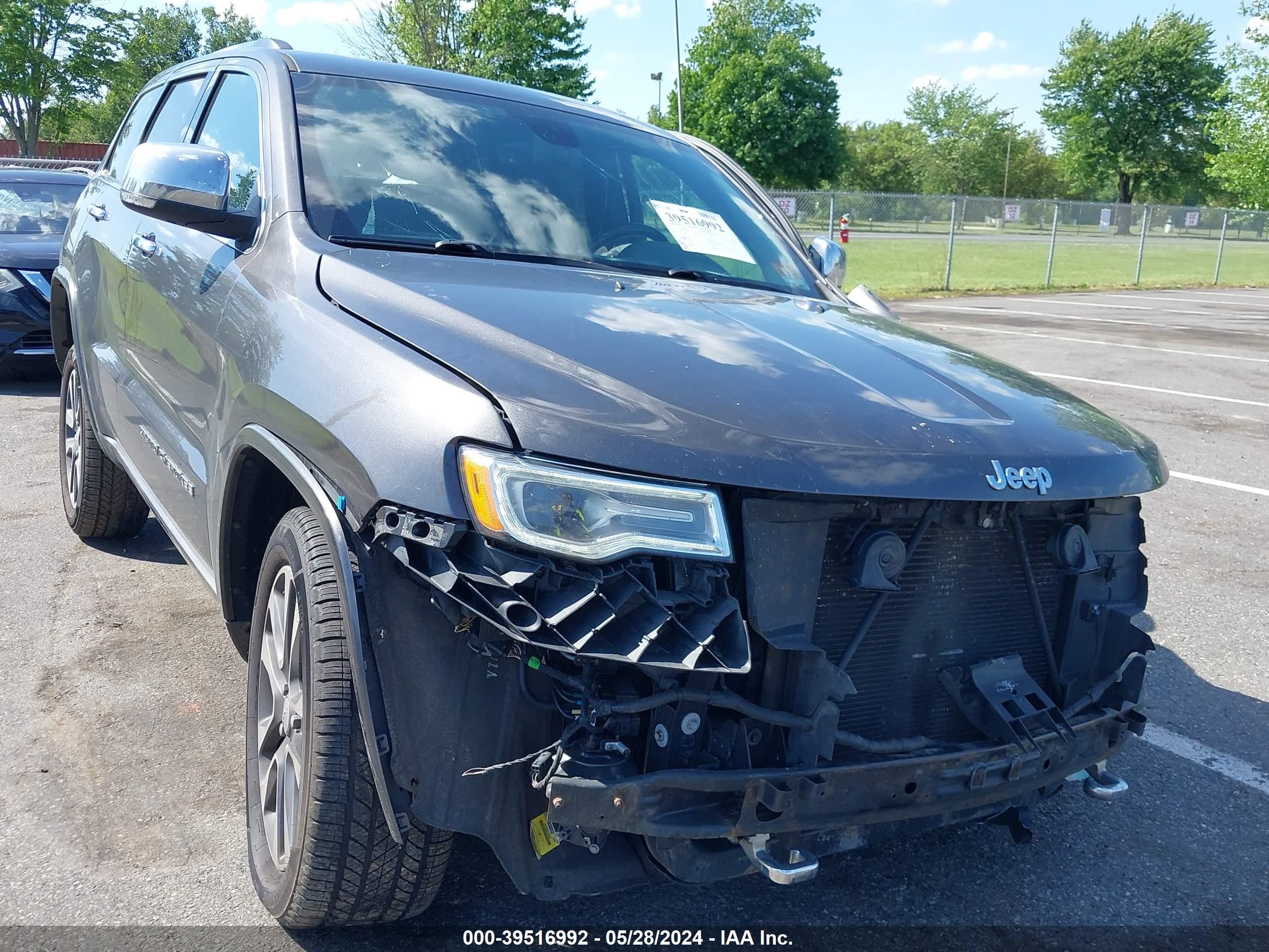 jeep grand cherokee 2017 1c4rjfcg4hc964322