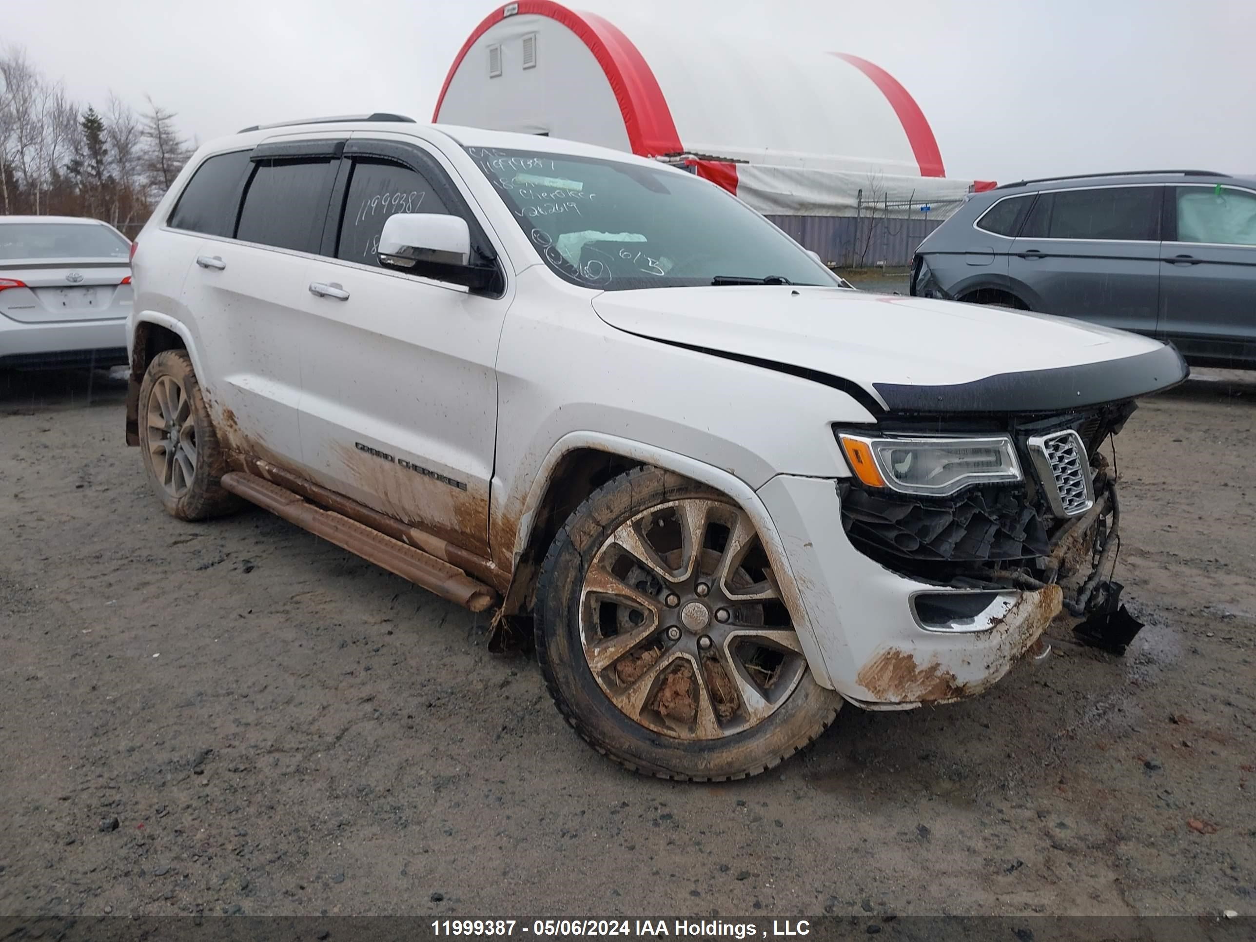 jeep grand cherokee 2018 1c4rjfcg4jc262619