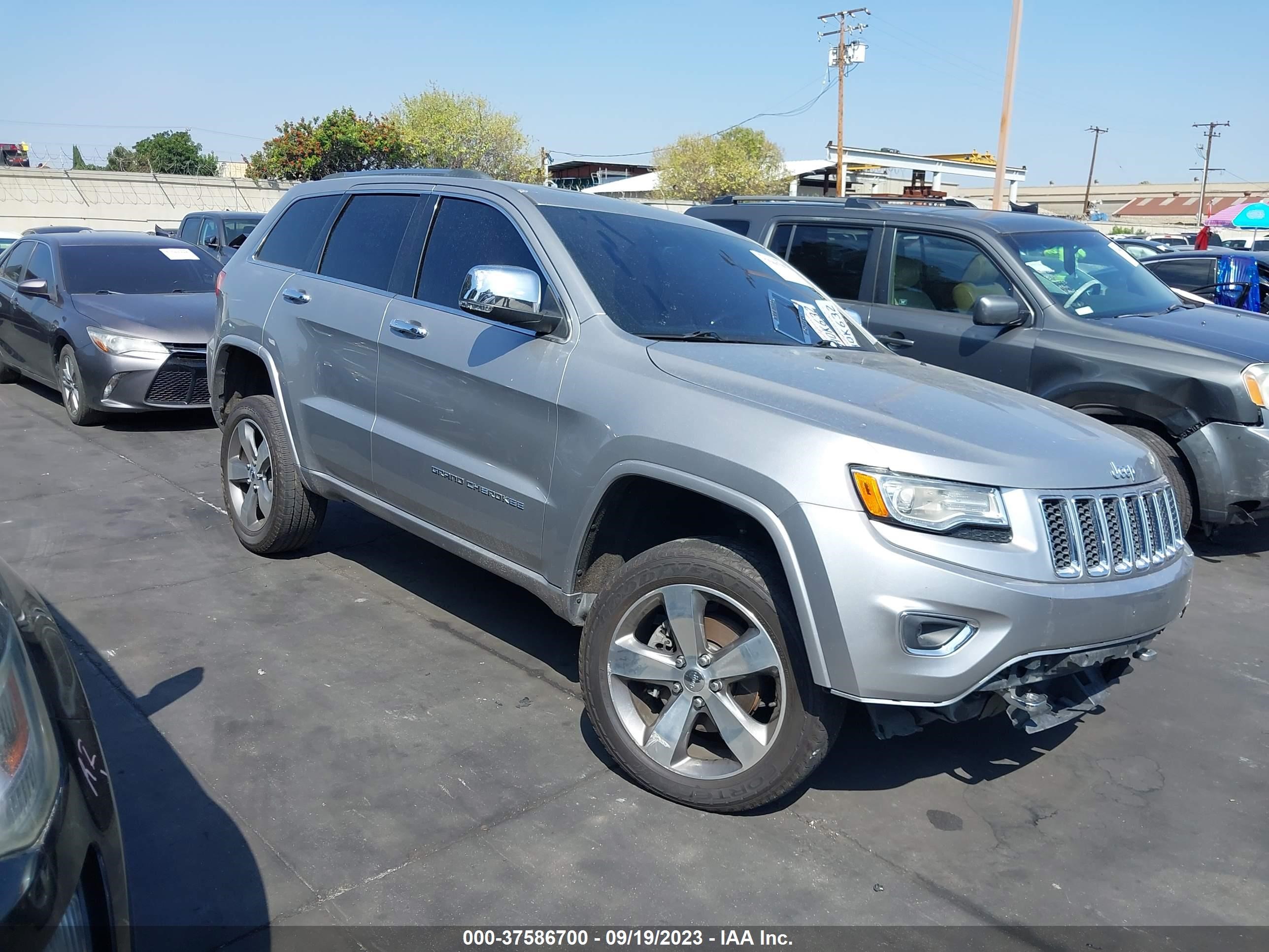 jeep grand cherokee 2015 1c4rjfcg6fc839609