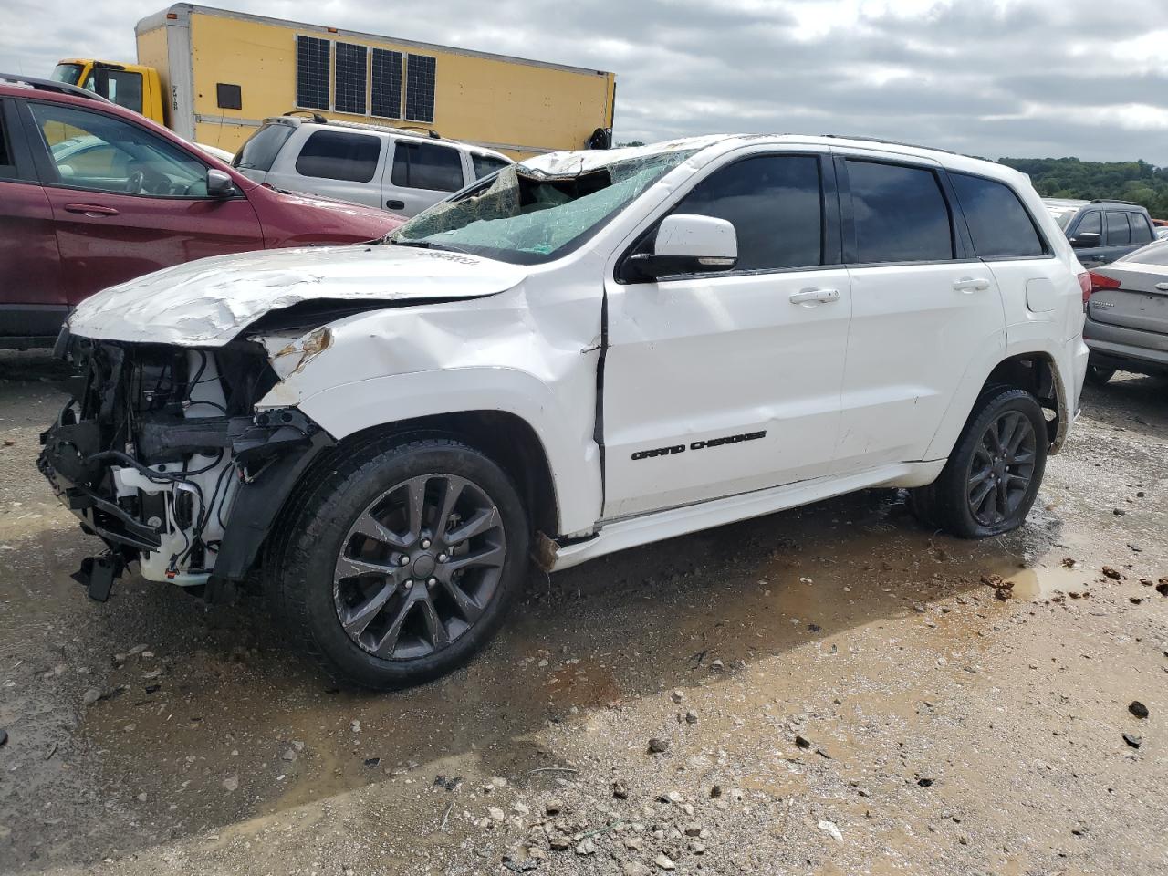 jeep grand cherokee 2018 1c4rjfcg9jc224898