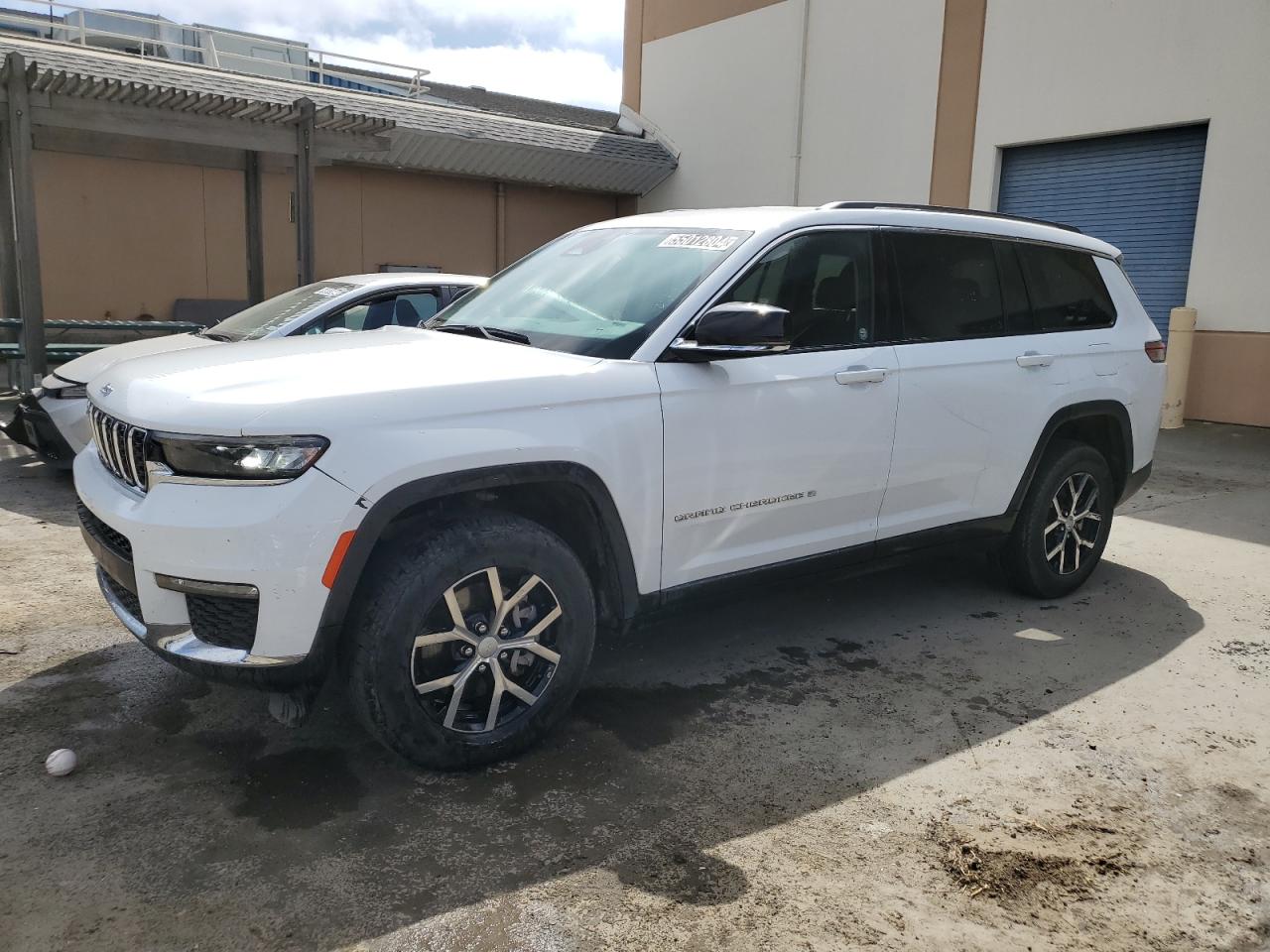 jeep grand cherokee 2023 1c4rjkbg2p8780699