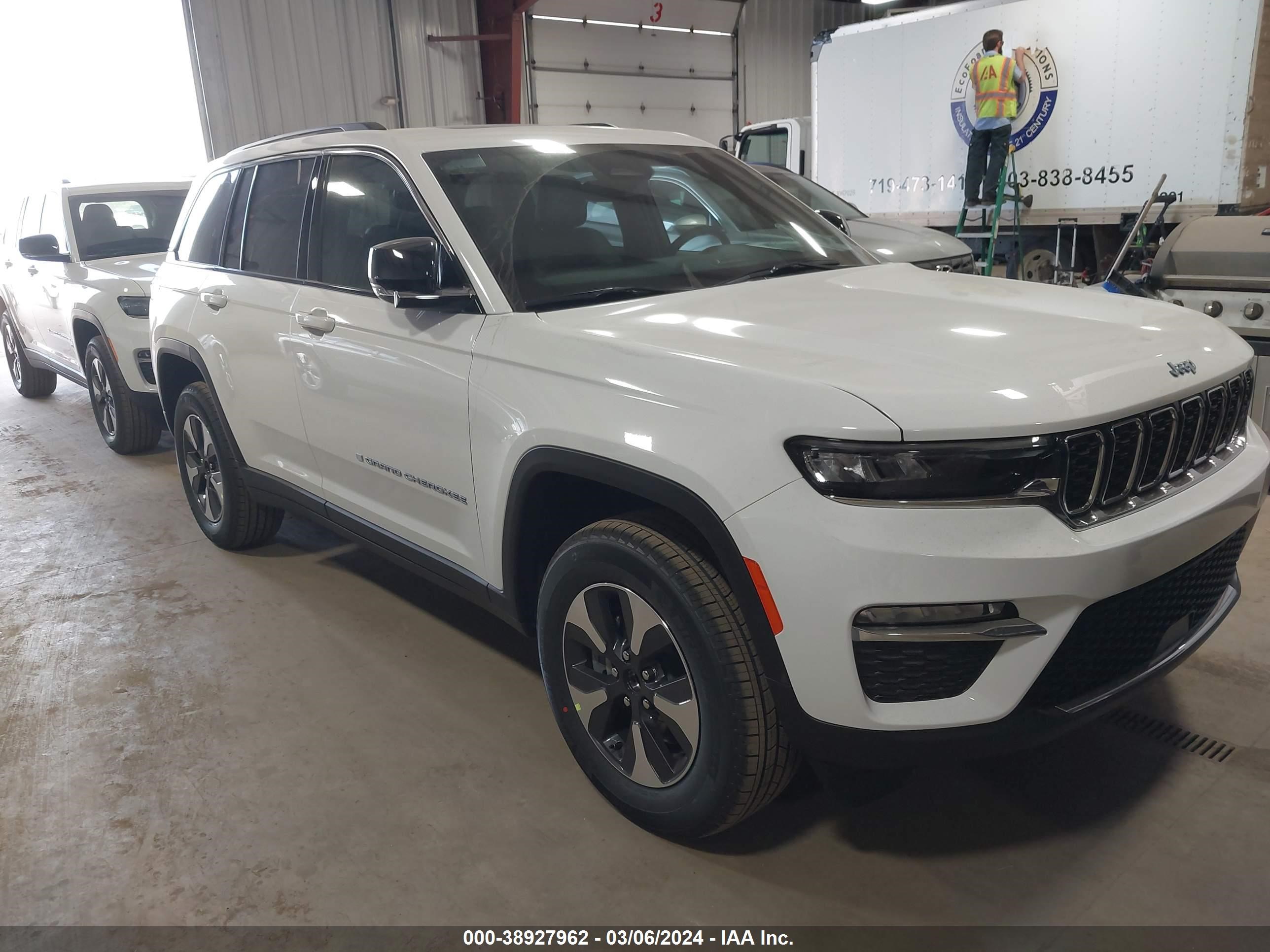 jeep grand cherokee 2024 1c4rjyb66rc148864