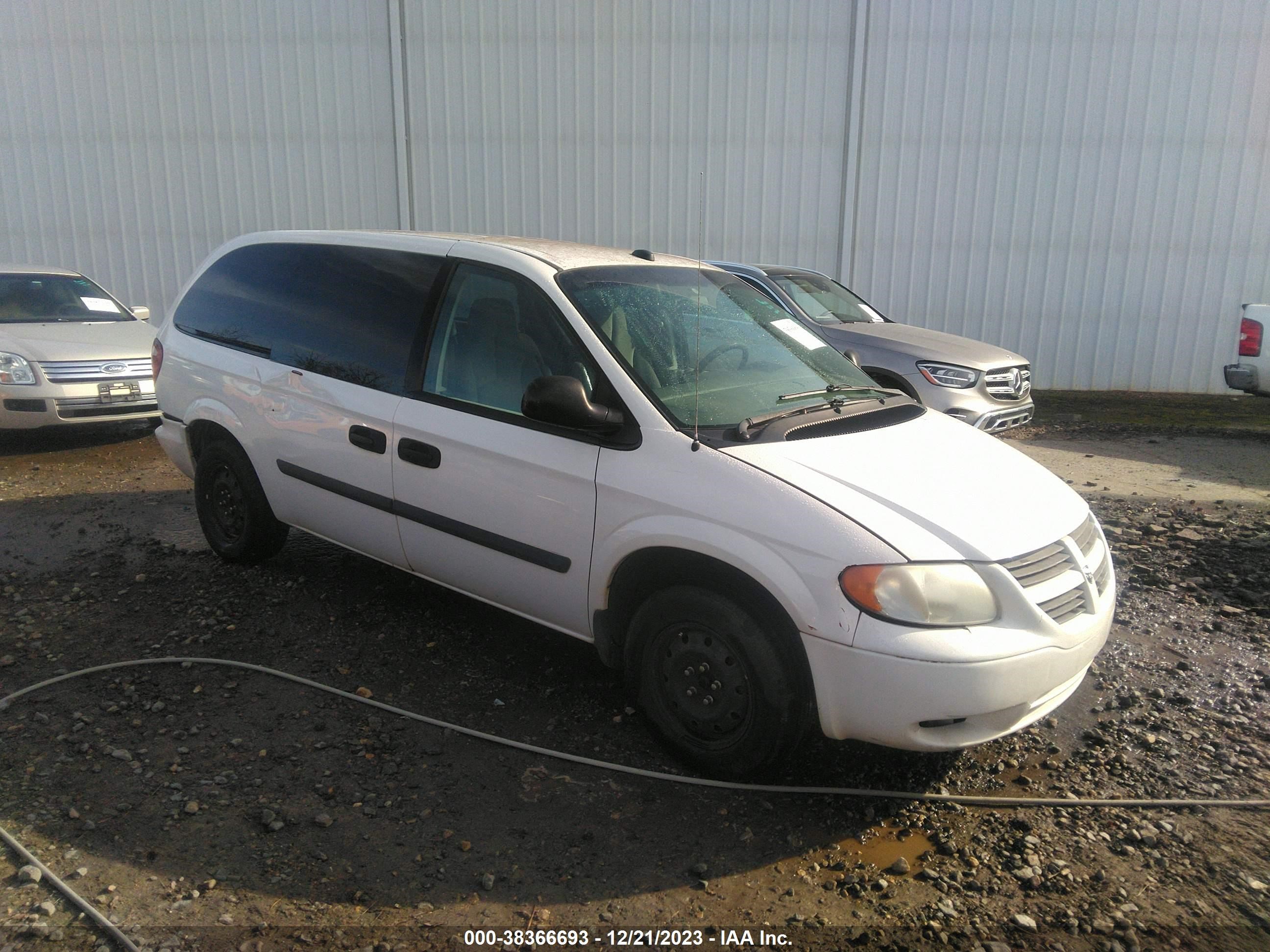 dodge caravan 2005 1d4gp24r05b338527