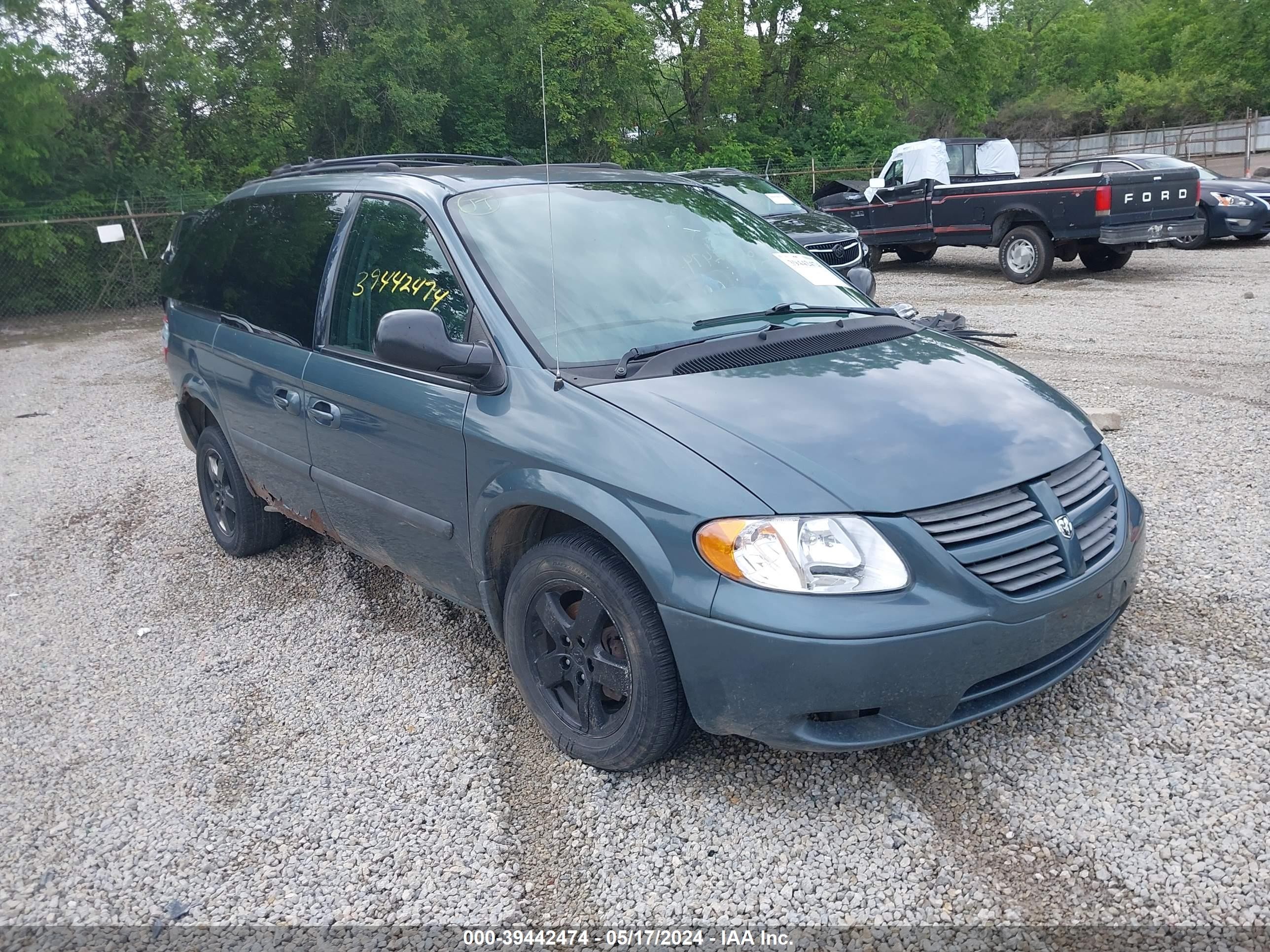 dodge caravan 2005 1d4gp45r75b130476