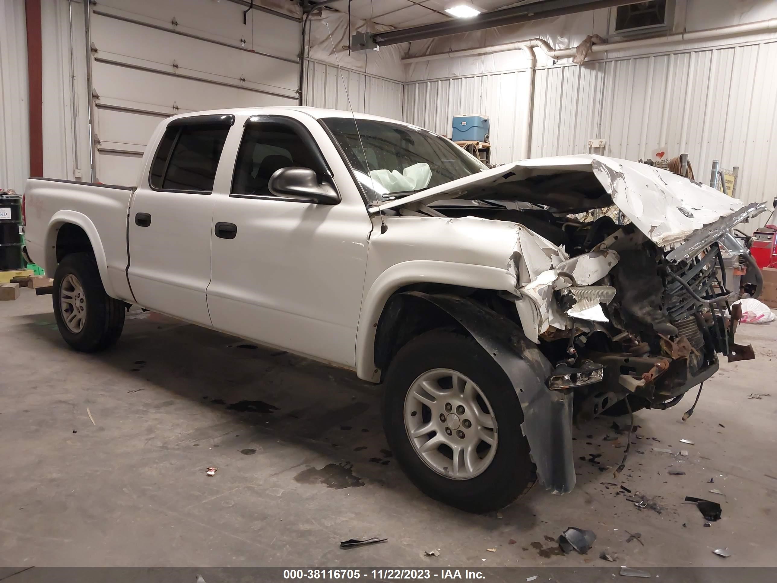 dodge dakota 2004 1d7hg48n84s721477