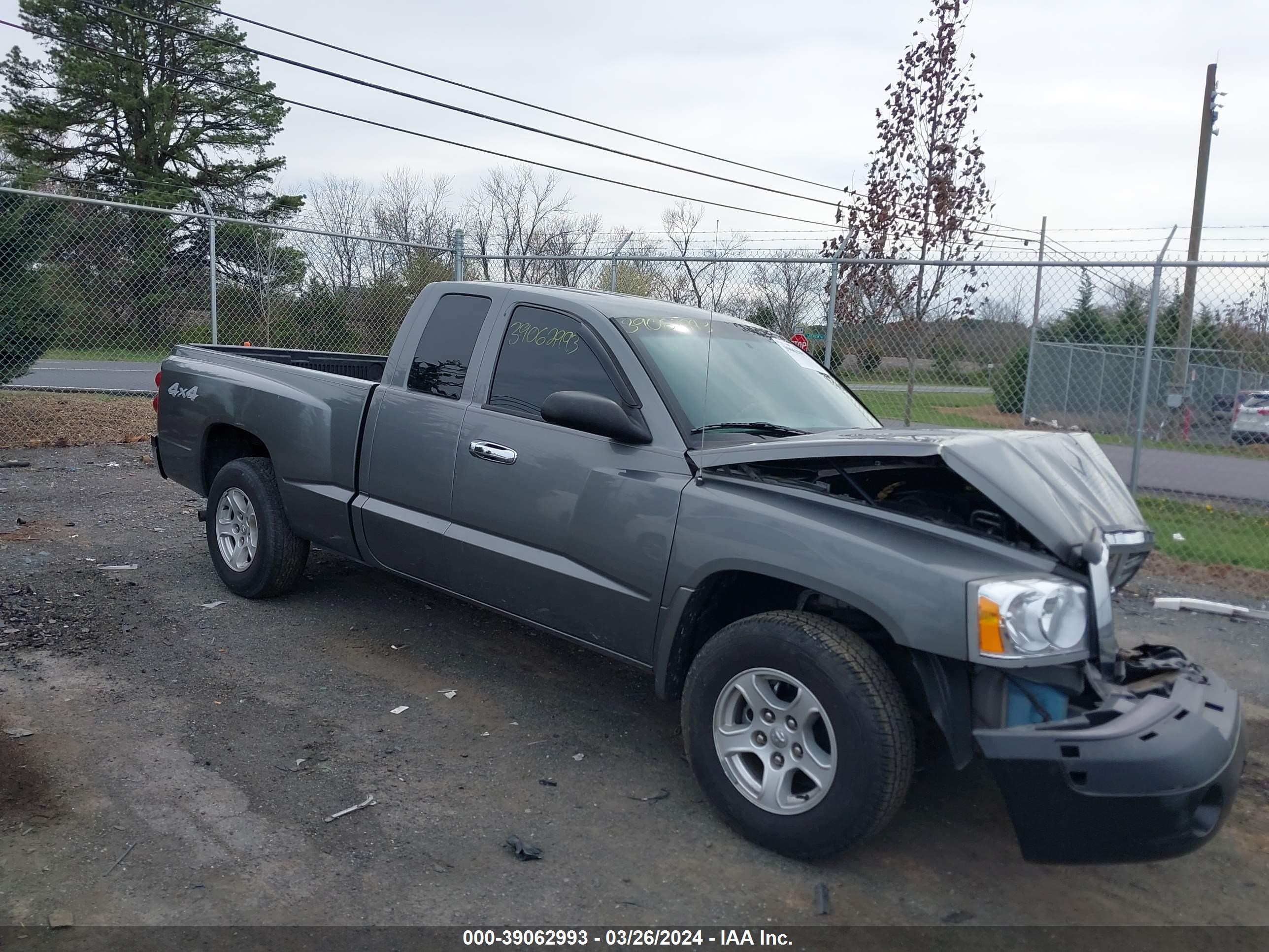 dodge dakota 2005 1d7hw42n15s294172