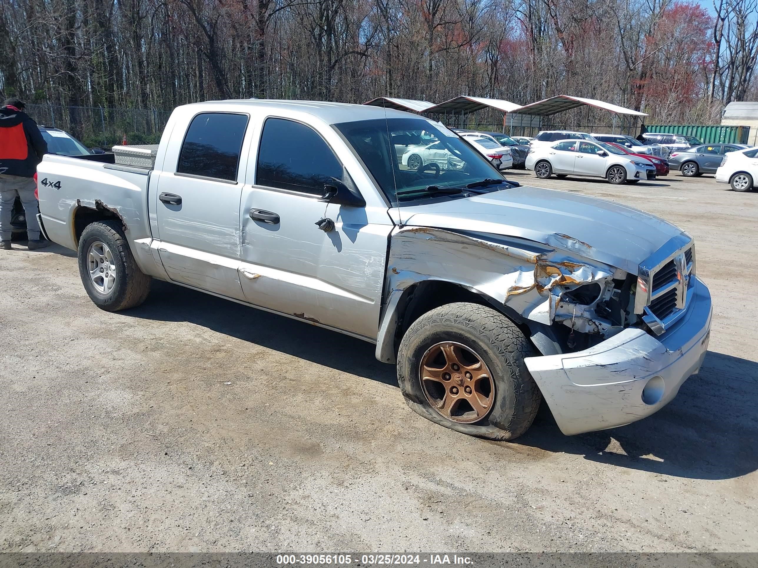 dodge dakota 2006 1d7hw48n56s641544