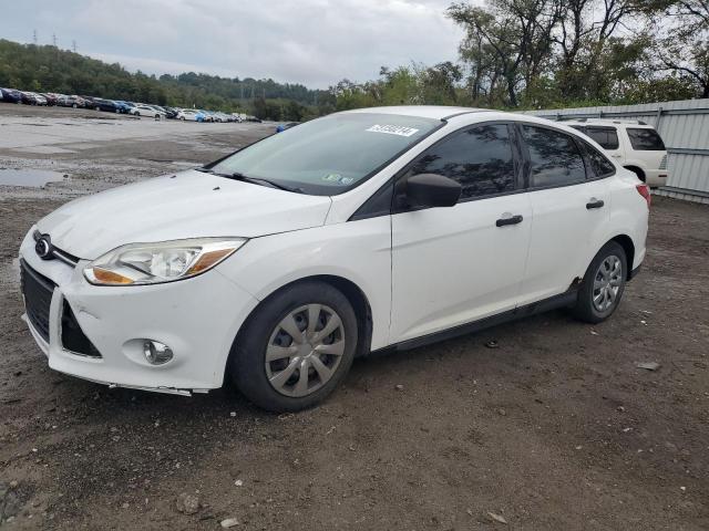 ford focus s 2014 1fadp3e20el245093