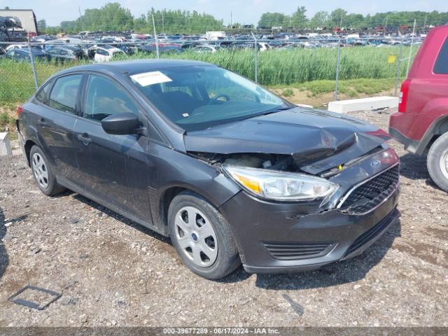 ford focus 2018 1fadp3e21jl268599