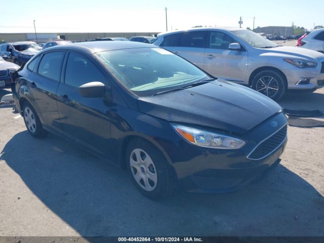 ford focus 2018 1fadp3e22jl302596