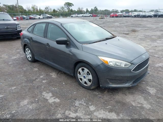 ford focus 2017 1fadp3e26hl312395