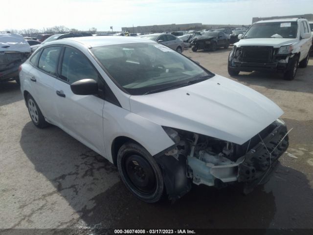 ford focus 2018 1fadp3e26jl247005