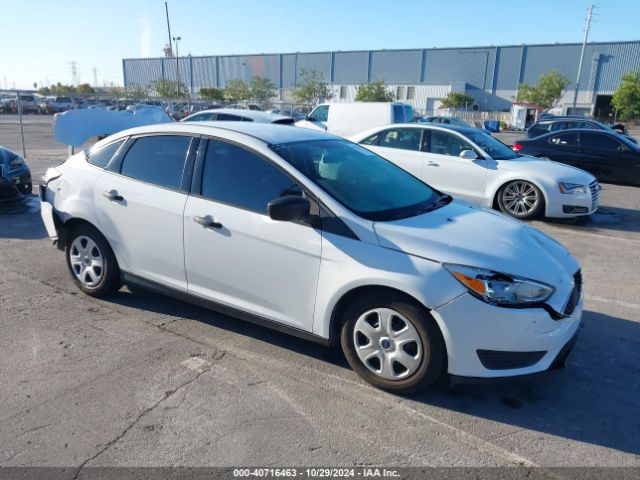 ford focus 2018 1fadp3e26jl291215