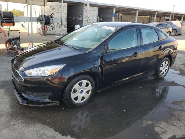 ford focus s 2018 1fadp3e27jl279039