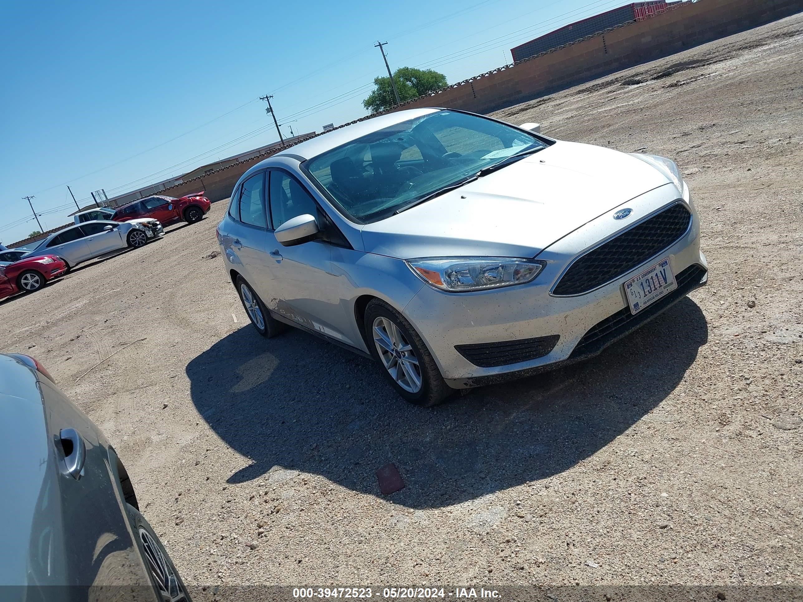 ford focus 2018 1fadp3f21jl328766