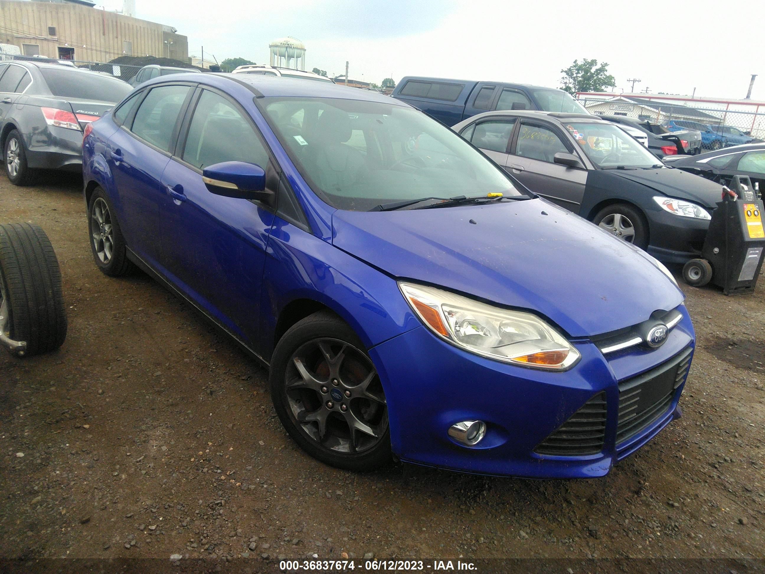 ford focus 2014 1fadp3f22el126010