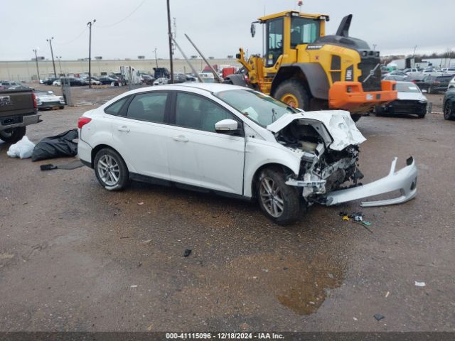 ford focus 2017 1fadp3f22hl296808